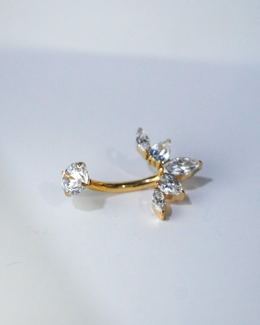 Piercing Ombligo Hilera de Cristales