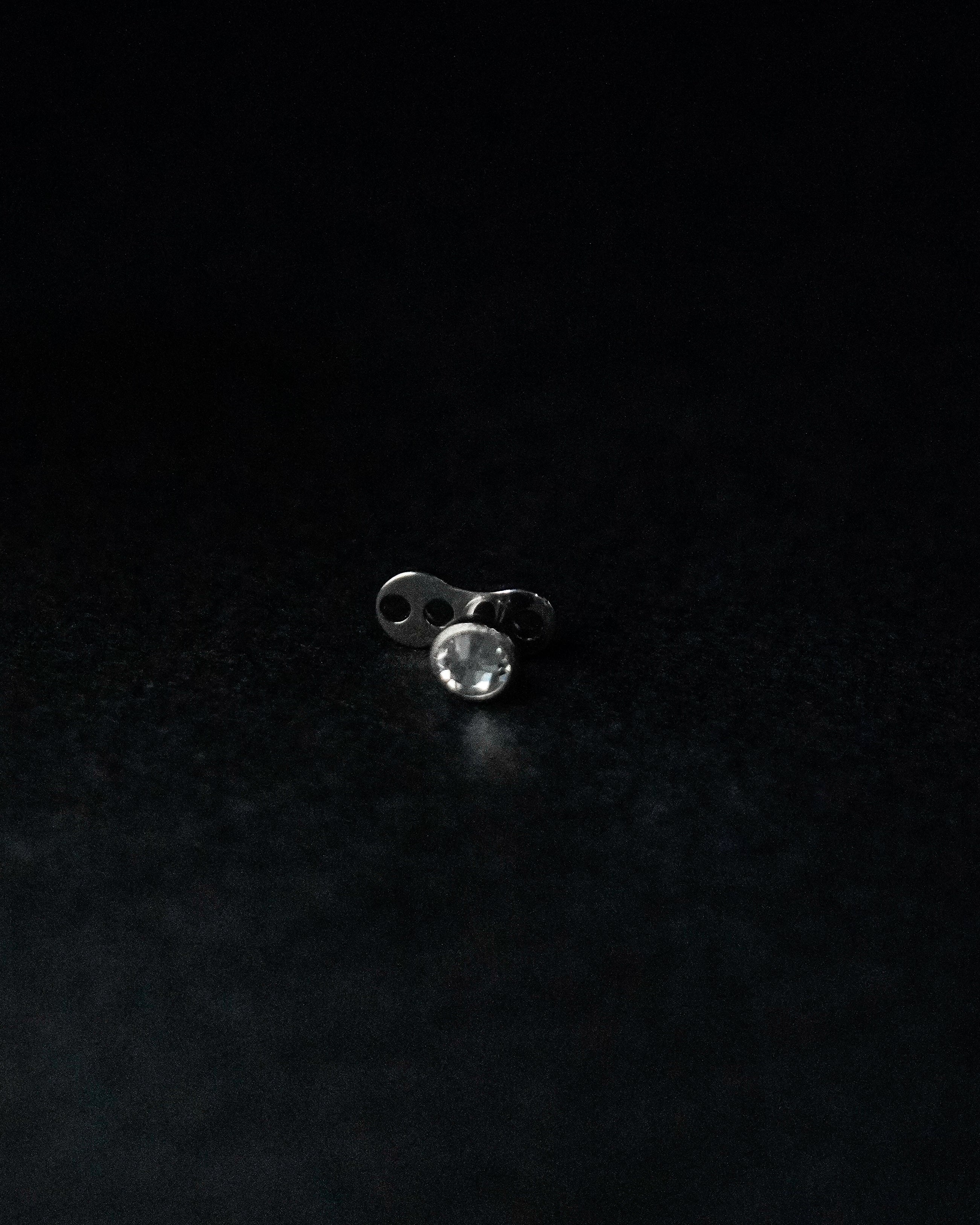 Microdermal Brillante